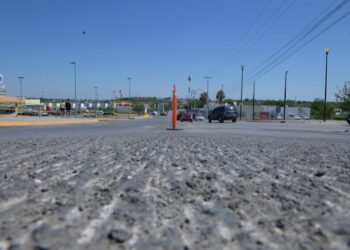 Avanzan acciones de pavimentación en vialidades de Altos Santa Teresa y colonia Nogales