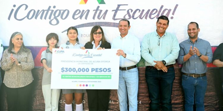 Llevan la brigada Contigo en tu escuela al CBTiS 54