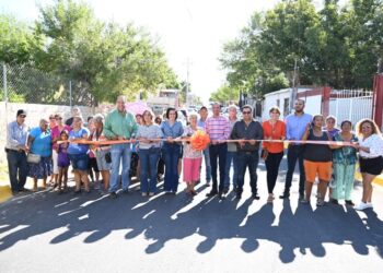 Después de 30 años llega la pavimentación a la calle Lázaro Cárdenas de la Teotihuacan