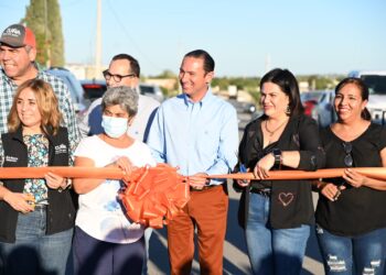 DESPUÉS DE 23 AÑOS HABITANTES DE LAS COLONIAS 5 DE MAYO Y VILLA MILENIO SE BENEFICIAN CON OBRA DE PAVIMENTACIÓN DE 13 CUADRAS EN LA CALLE NOPAL