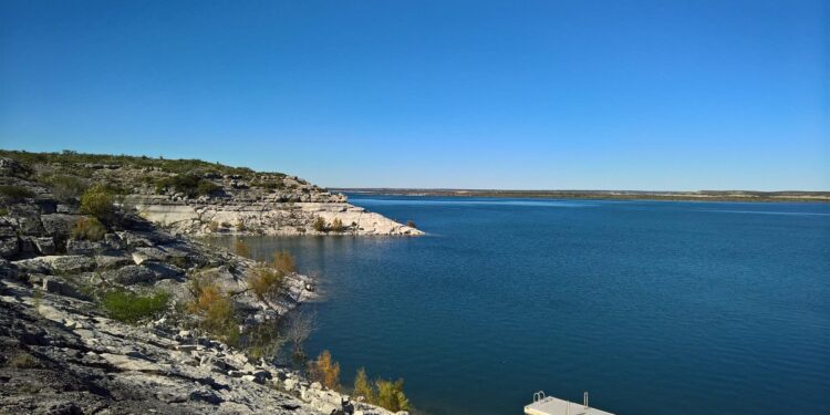 Retomaran con nuevo Gobernador mega proyecto turístico en áreas cercanas a la presa Amistad