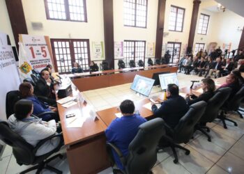 COAHUILA DESTACA EN INVERSIÓN, EMPLEO Y GESTIONES: CLAUDIO BRES