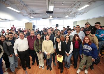 CUMPLE GOBIERNO DE MIGUEL RIQUELME  COMPROMISOS CON JÓVENES UNIVERSITARIOS