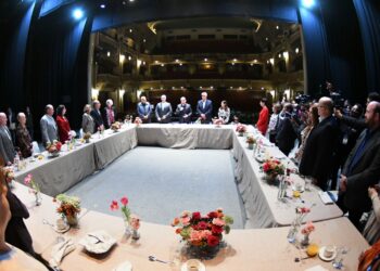 TOMA MARS PROTESTA AL NUEVO PATRONATO DEL TEATRO ‘ISAURO MARTÍNEZ’