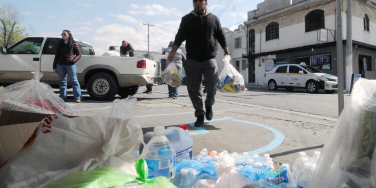 ENVÍA DIF COAHUILA DONATIVO DE VÍVERES A GUERRERO