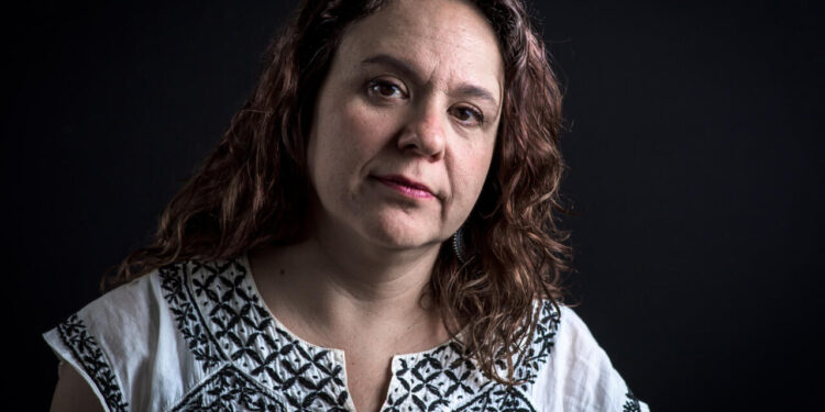 Marcela Turati, galardonada con el primer Premio Anna Politkóvskaya – Arman Soldin otorgado por Francia