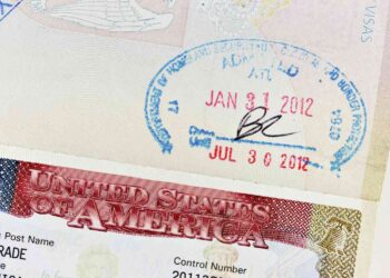 Invita Aduana de EU a sacar los permisos con tiempo ante temporada de fin de año