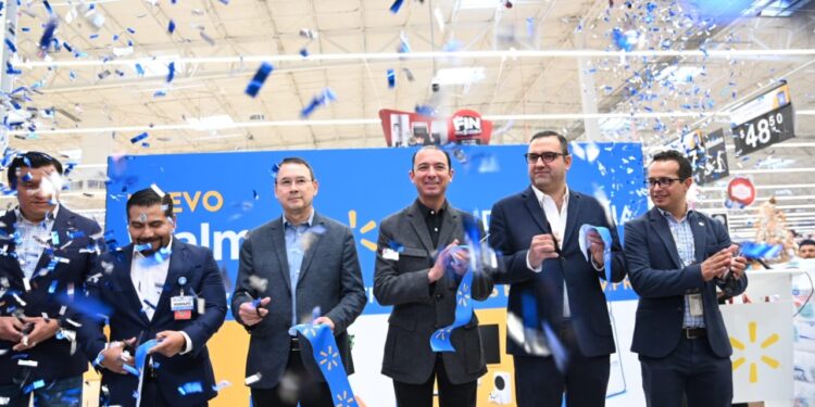 CON INVERSIÓN DE 282 MILLONES DE PESOS Y LA GENERACIÓN DE 165 EMPLEOS FORMALES INAUGURAN TIENDA WALMART SUPER CENTER ACUÑA