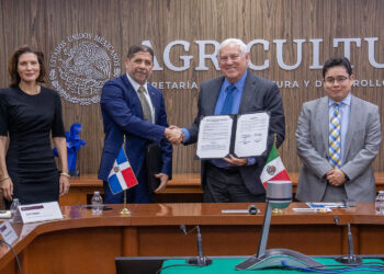 Firman México y República Dominicana memorándum de entendimiento en materia de agricultura