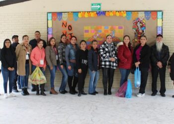FORTALECEN SEGURIDAD DE ESTUDIANTES CON INSPECCIÓN DE MOCHILAS