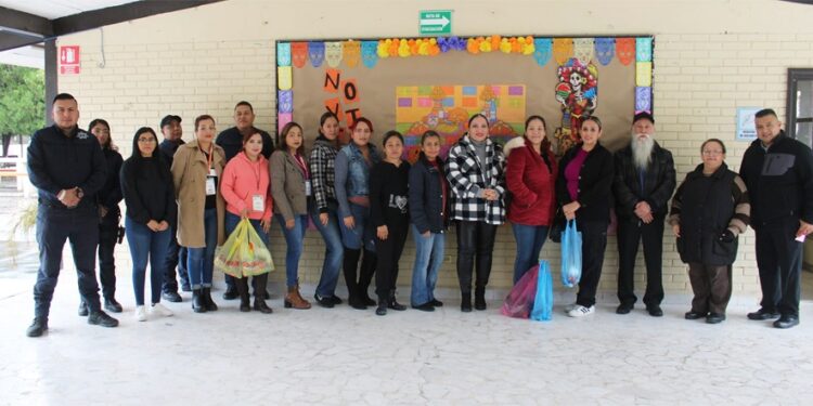 FORTALECEN SEGURIDAD DE ESTUDIANTES CON INSPECCIÓN DE MOCHILAS