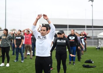 Destacados Atletas presentan exhibición de Crossfit