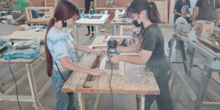 Impulsaran en el CeCaTI programa integral sobre buenos hábitos y prevención de adicciones