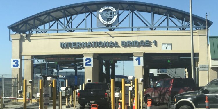 Cerraran puente internacional número Uno al cruce de vehículos por problema migratorio