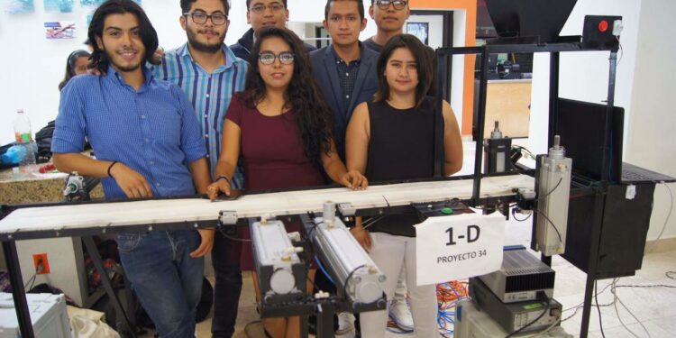 Por necesidad de los empleadores cambia UAdeC el 80% de sus planes de estudio