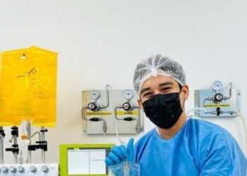 Científico de Coahuila es nominado al premio internacional por su contribución en investigación contra el cáncer
