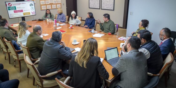 REFUERZA DIF COAHUILA RELACIONES INSTITUCIONES