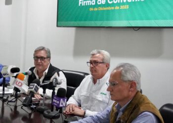 CONVENIO UMFFAAC-CAADES BENEFICIARÁ A 300 MIL TRABAJADORES AGRÍCOLAS EN SINALOA