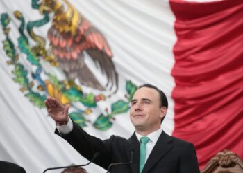 Es Manolo Jiménez Salinas Gobernador Constitucional del Estado de Coahuila de Zaragoza