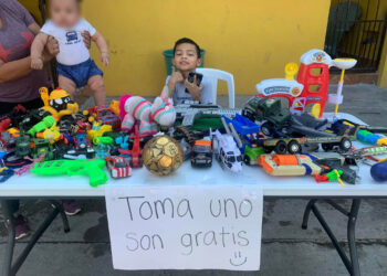 Importa más sacarles una sonrisa