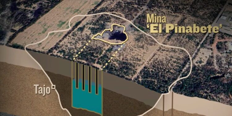 Rescatan los primeros dos cuerpos de mineros en «El Pinabete»