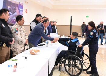 RECONOCEN Y HONRAN A OFICIALES DE POLICÍA ADSCRITOS A LA DIRECCIÓN DE SEGURIDAD PÚBLICA MUNICIPAL