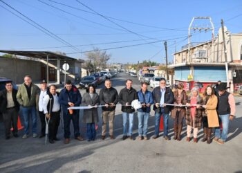 ENTREGAN OBRA DE PAVIMENTACIÓN DE LA CALLE 2 DE ABRIL; EL ALCALDE EMILIO DE HOYOS SOSTUVO REUNIÓN DE ANÁLISIS DE OBRAS PARA 2024 EN ESTA MATERIA
