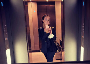 En el Foro de Davos asistentes buscan ‘acompañantes’