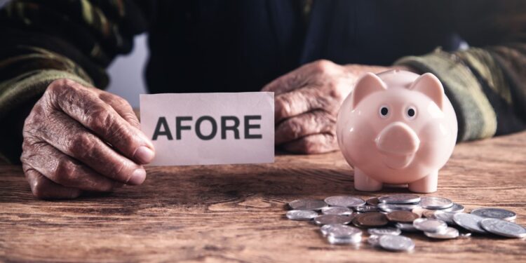 TRABAJADORES, EMPRESARIOS Y LEGISLADORES DEBEN “CUIDAR LAS MANOS AL PRESIDENTE AMLO”, CON LA REFORMA A LAS PENSIONES (AFORES)