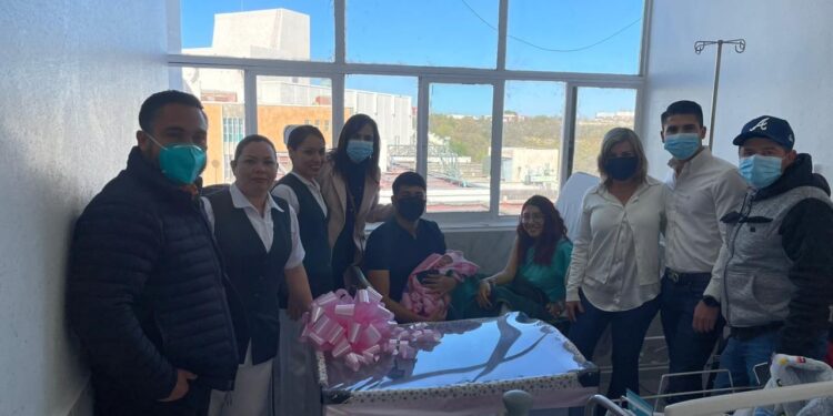 VISITA ALCALDESA NORMA TREVIÑO GALINDO A PRIMERAS BEBÉS DEL 2024.