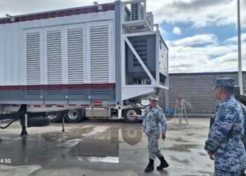 Alumnos de la Escuela Superior de Guerra visitan instalaciones aduaneras en PN