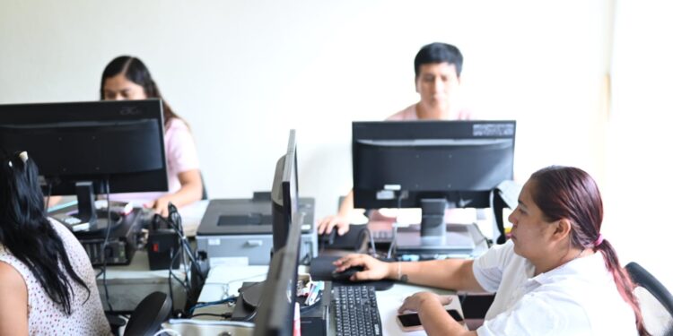 Modulo del REPUVE con capacidad de atender hasta 150 personas diariamente