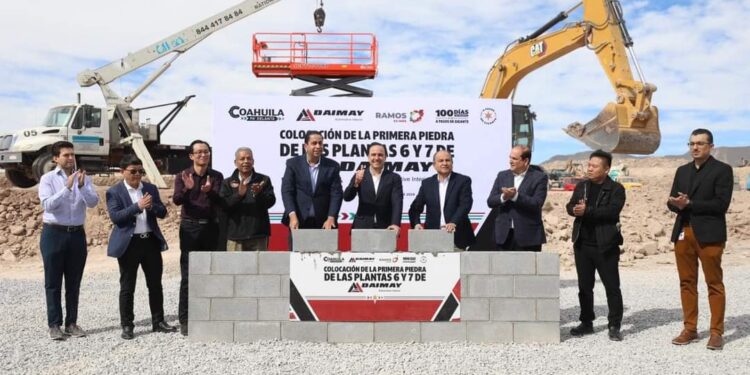 CON PROYECTOS Y OBRAS SOCIALES, CONSOLIDA MANOLO SU MODELO CIUDADANO