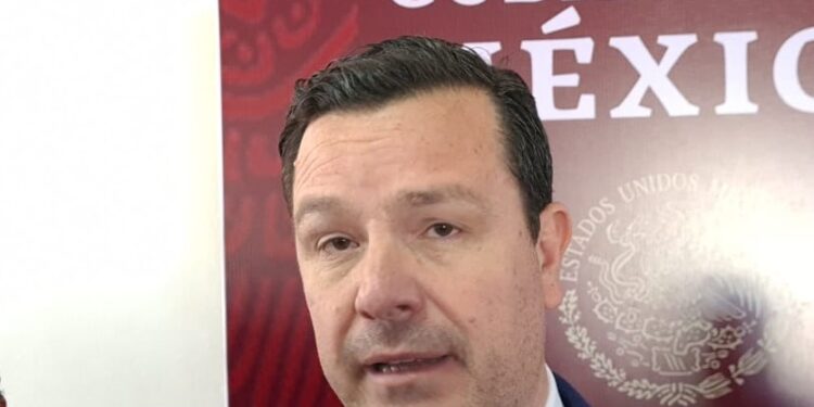 Resta importancia a declaración de Greg Abbott sobre la acusación de carteles del narcotráfico