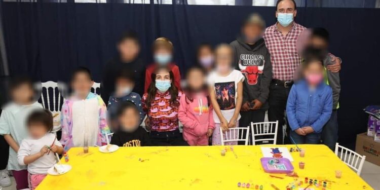 Reiteran Paola y Manolo compromiso en la lucha contra el cáncer infantil
