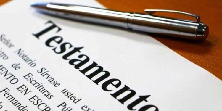 En unidad familiar se puede definir un testamento: Notaria