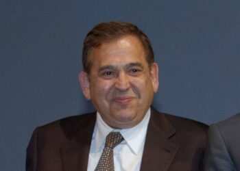 Renuncia Alonso Ancira a AHMSA