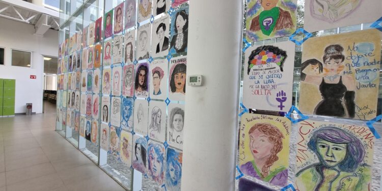 Inauguraron la Exposición Gráfica Colectiva “Mujeres Trazando Historia”