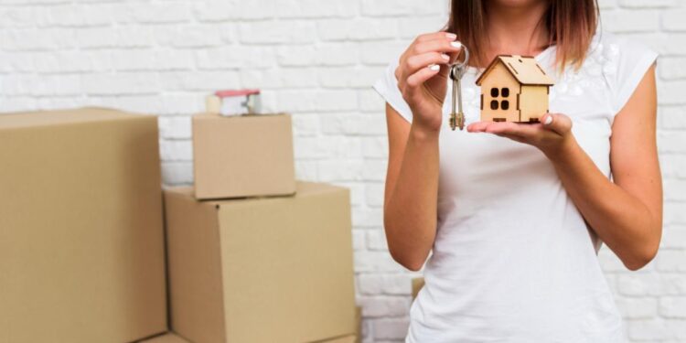 Mujeres, con creciente interés en crédito para adquirir vivienda en México: estudio de Propiedades.com e ITAM