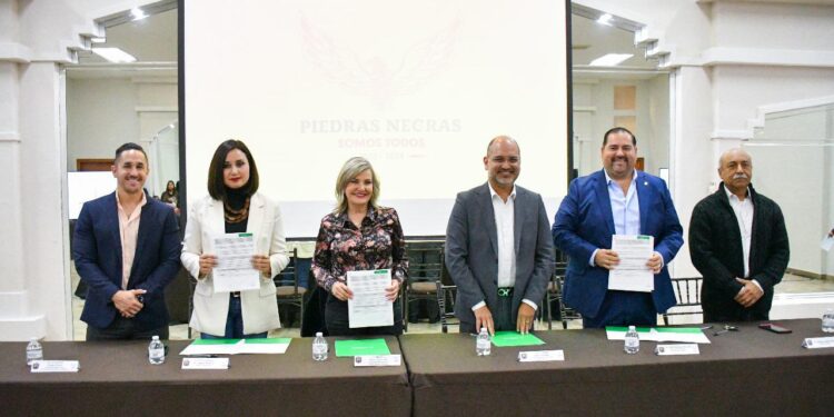 SUSCRIBEN CONVENIO PARA PROGRAMA DE MICROCRÉDITOS