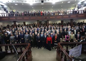 Cerramos con letras de oro los 100 años de “La Narro”: Manolo