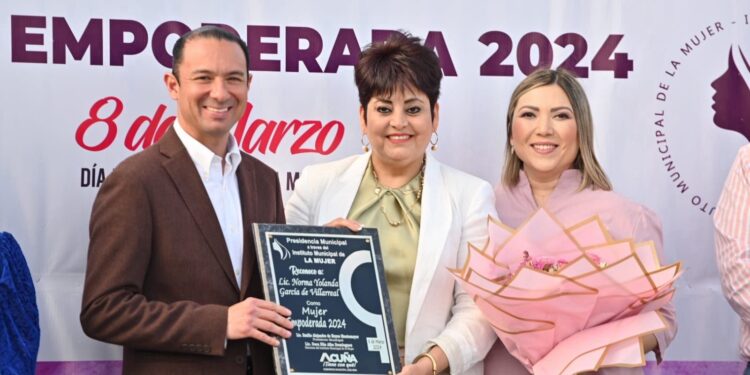 Designan como la Mujer empoderada de Acuña a Norma Yolanda García Puente