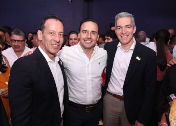 EN EQUIPO CON LA CIUDADANÍA CONSTRUIMOS UN GRAN PLAN ESTATAL DE DESARROLLO: MANOLO