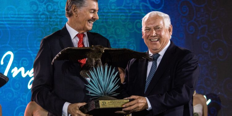 Celebran el aniversario 50 de la Denominación de Origen del Tequila y 30 del Consejo Regulador