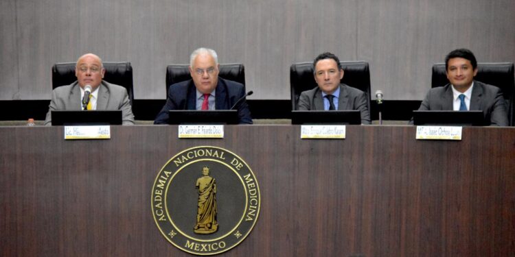 82% DE LOS USUARIOS AFIRMAN QUE ES ÚTIL LA INFORMACIÓN DE SALUD QUE ENCUENTRAN INTERNET