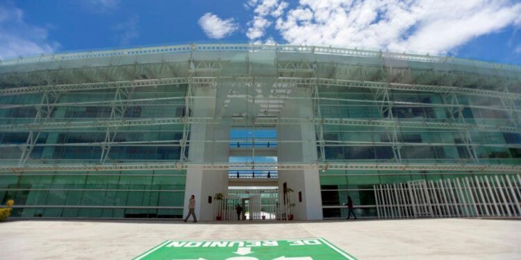 EL IEEM PREMIA A EMPRESA INCUMPLIDA Y LLENA DE CUESTIONAMIENTOS PARA IMPRIMIR BOLETAS ELECTORALES