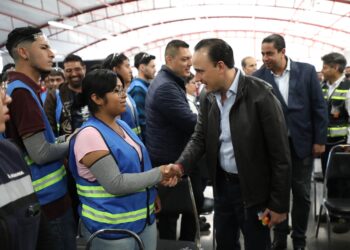 EN COAHUILA TRABAJAMOS EN EQUIPO POR LA ESTABILIDAD LABORAL: MANOLO