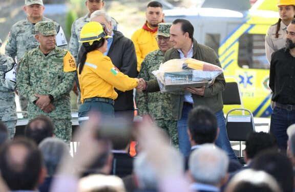 JUNTOS EN EL COMBATE Y PREVENCIÓN DE INCENDIOS FORESTALES: MANOLO