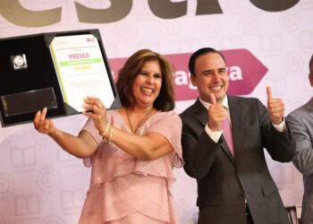 Inician festejos de los maestros en Coahuila