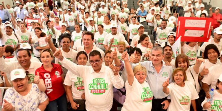 JUNTO A LA SOCIEDAD CIVIL ORGANIZADA GANAREMOS LAS ELECCIONES: RIQUELME Y  MARÍA BÁRBARA.